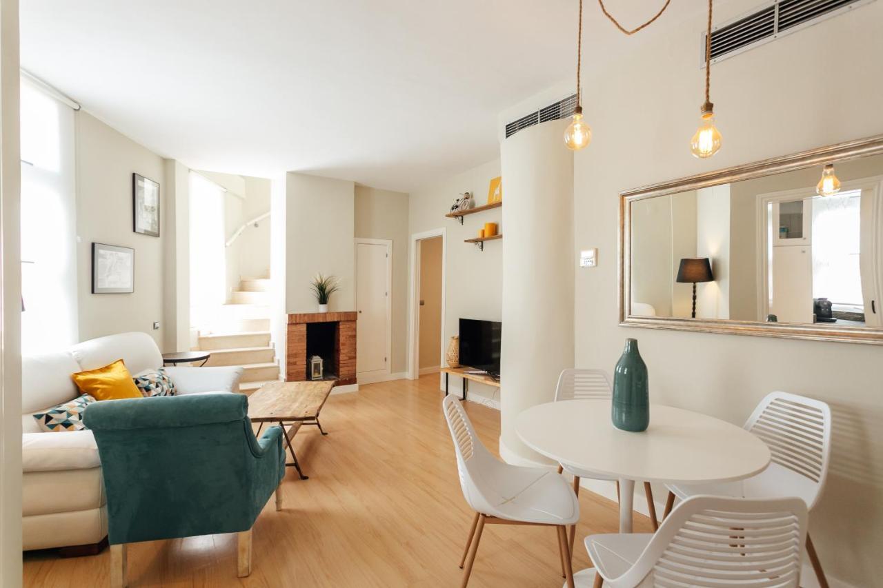 Alohamundi Duplex Alameda Apartment เซบีญา ภายนอก รูปภาพ