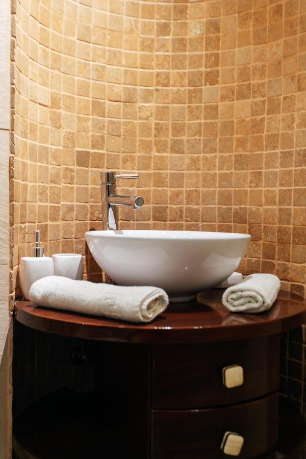 Alohamundi Duplex Alameda Apartment เซบีญา ภายนอก รูปภาพ