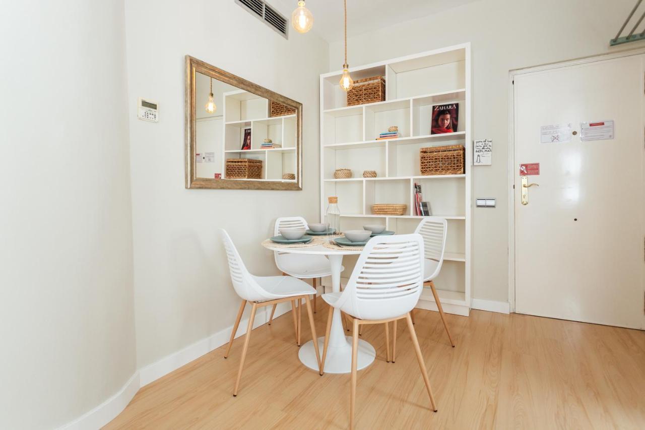 Alohamundi Duplex Alameda Apartment เซบีญา ภายนอก รูปภาพ